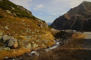 行政書士試験を独学で合格するための具体的な方法は？